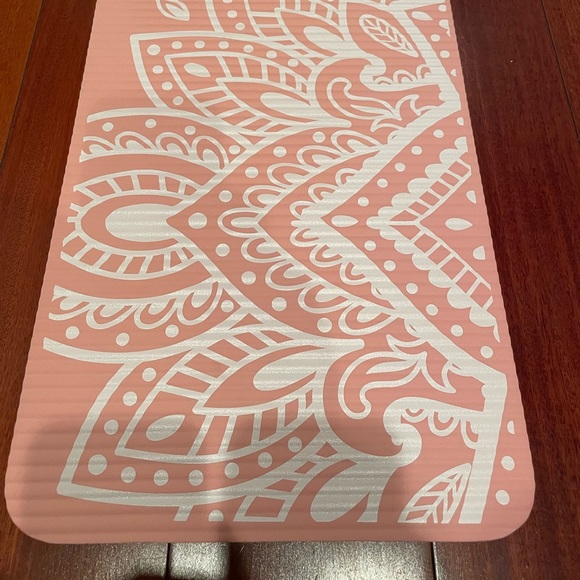 Apana Luxe. Yoga 🧘 KNEE MAT. - Picture 2 of 2